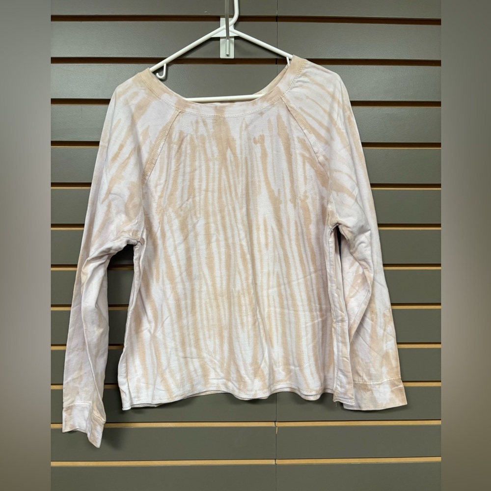 Wallflower Cream Long Sleeve Sweatshirt, size XL